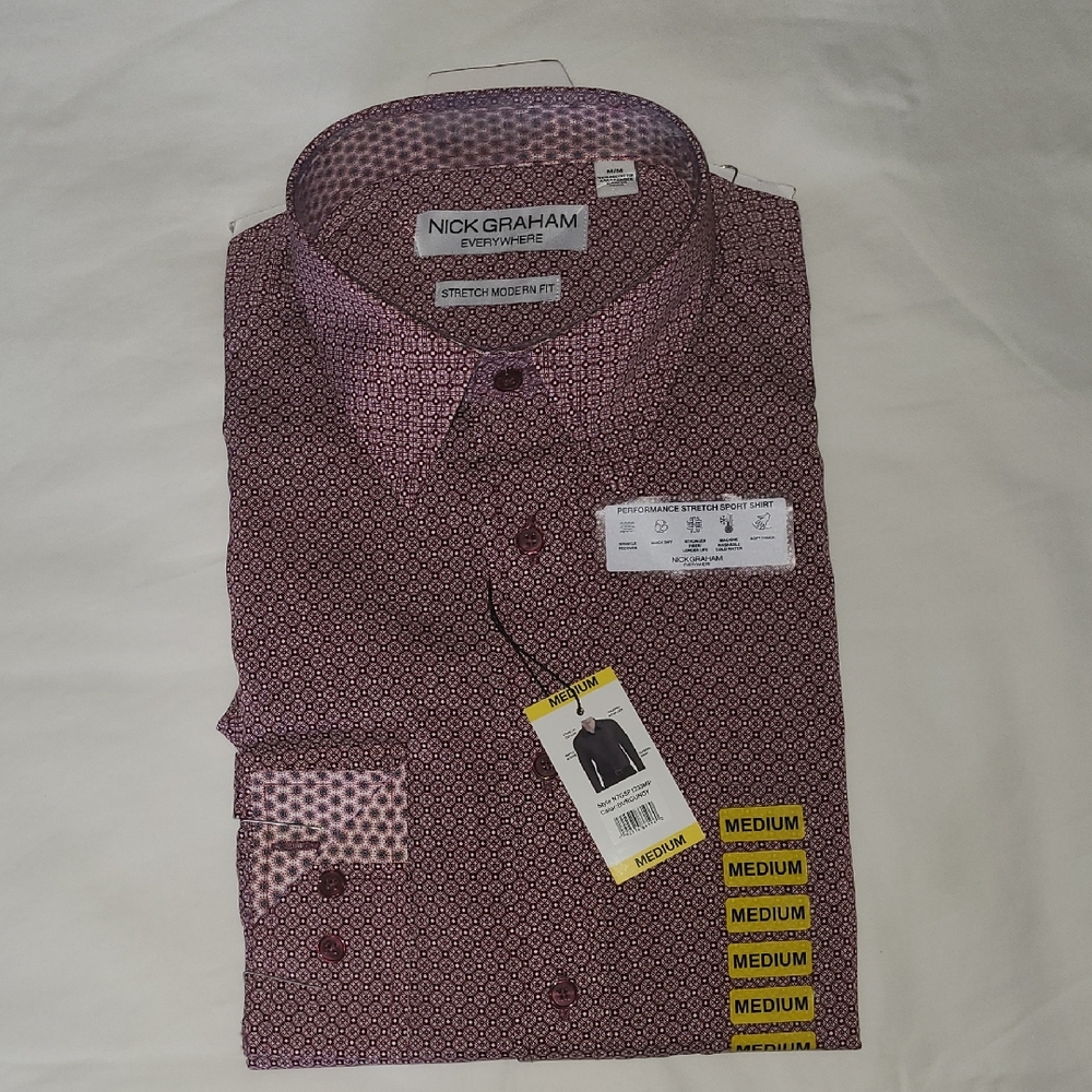 Red Dress Shirt with Geometric Pattern and Pointed Collar